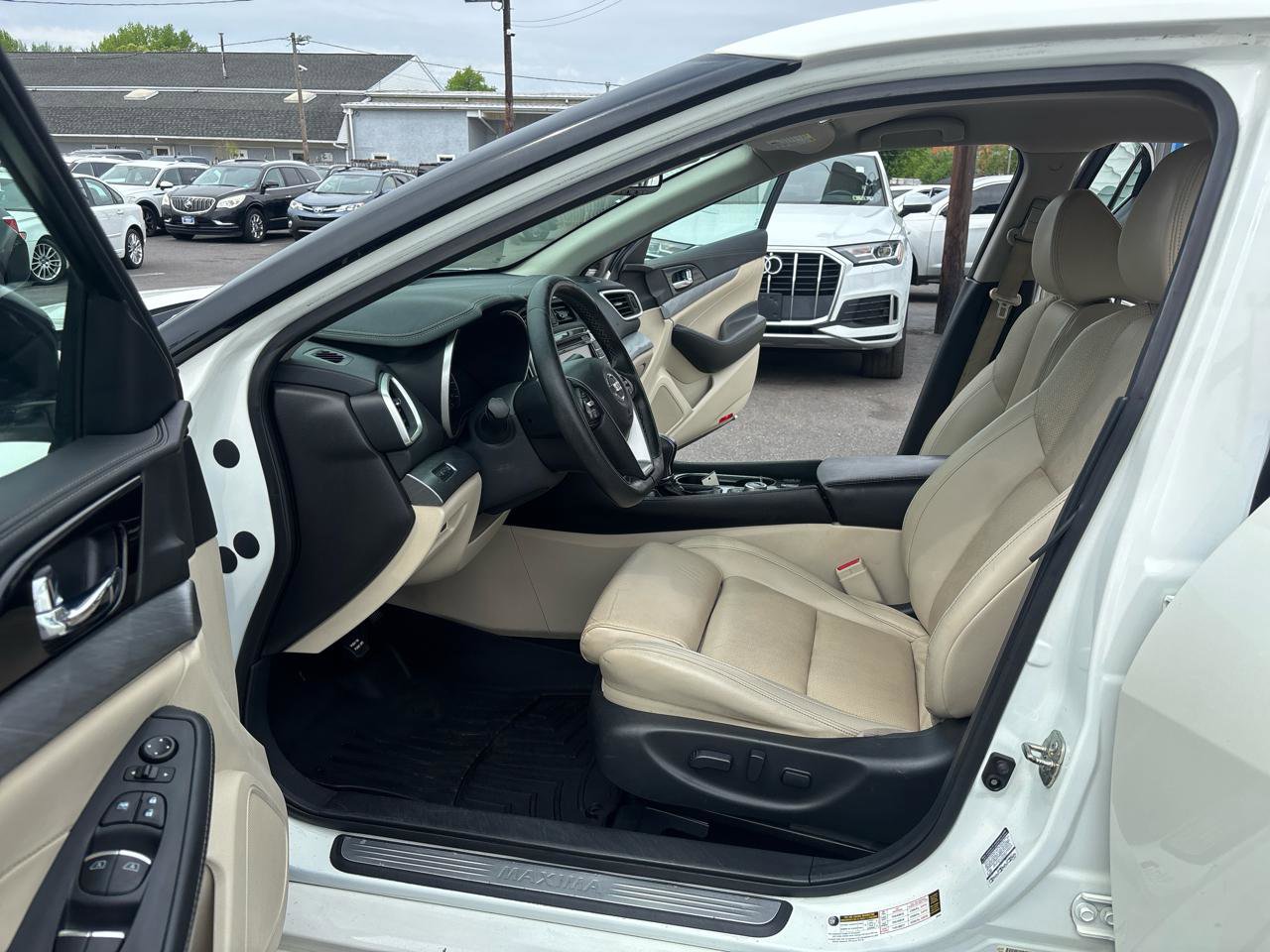 Used 2016 Nissan Maxima 3.5 SV FWD image 16