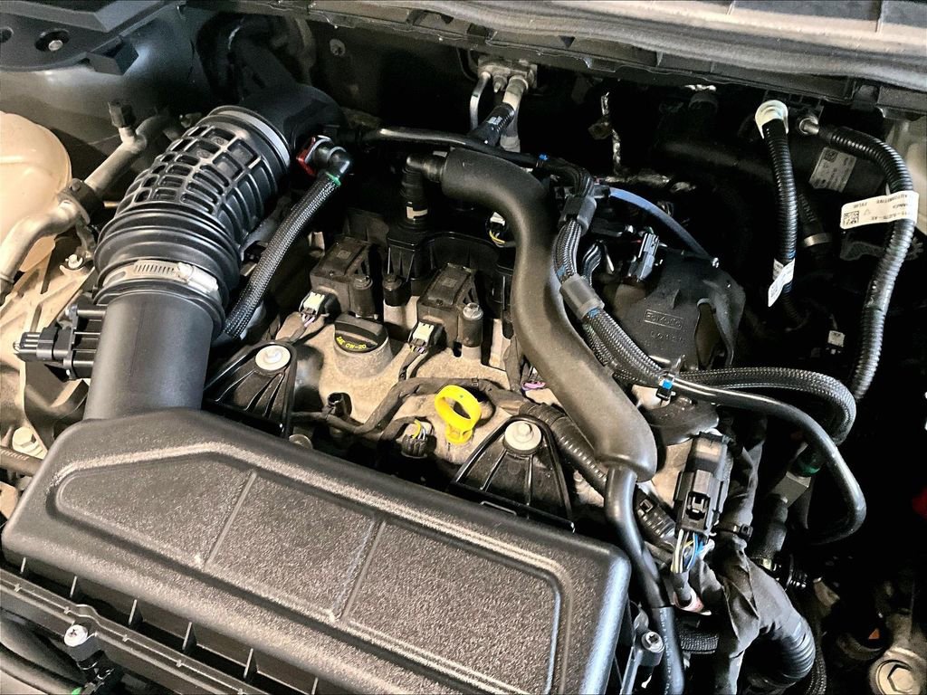 Used 2025 Ford Escape ST-Line image 33