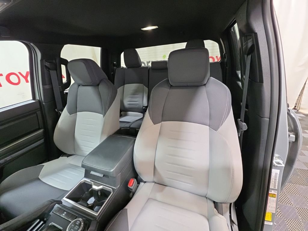 Used 2024 Toyota Tacoma TRD Off-Road image 25