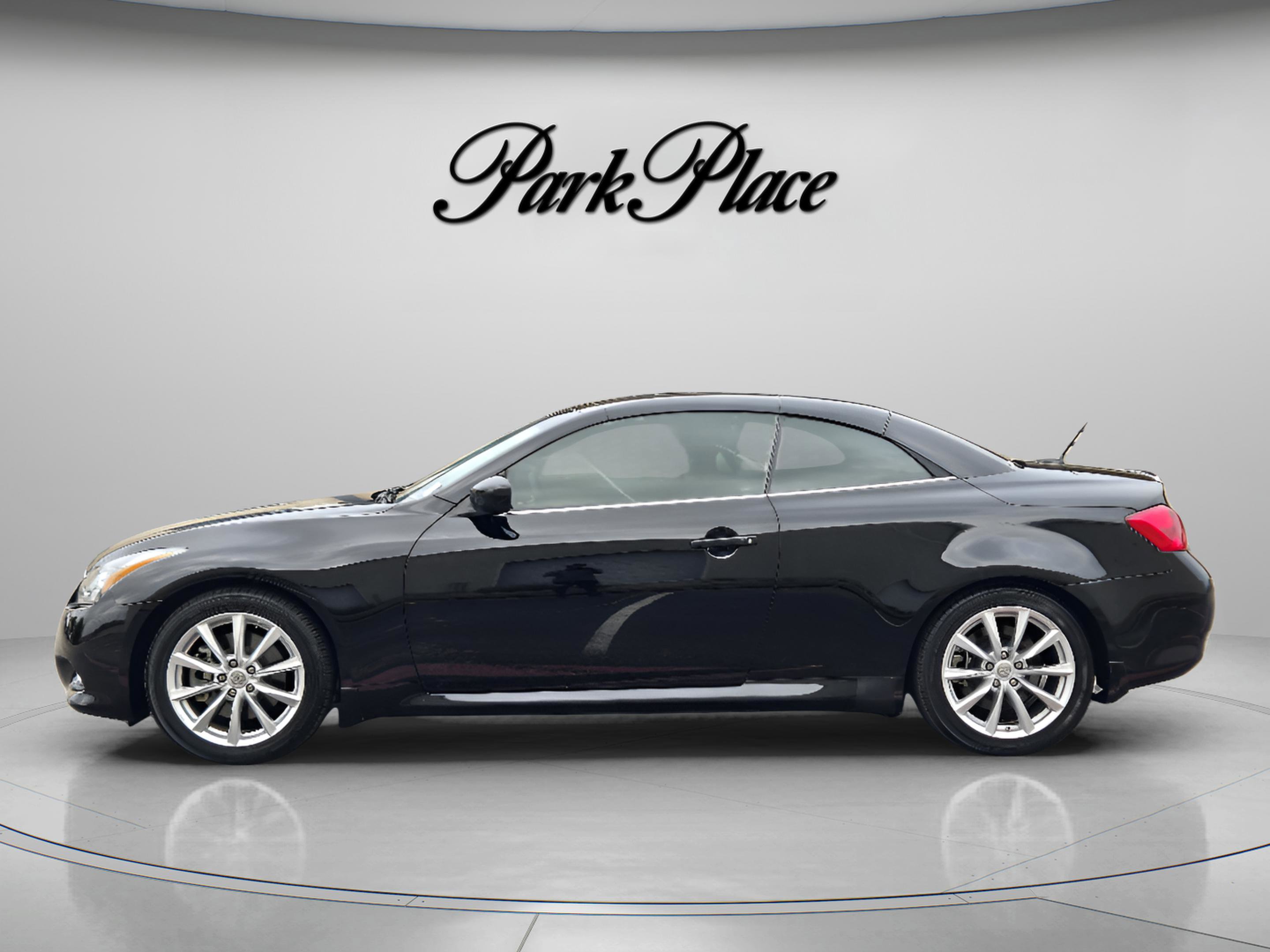 Used 2013 INFINITI G37 Sport w/ Premium Pkg image 2