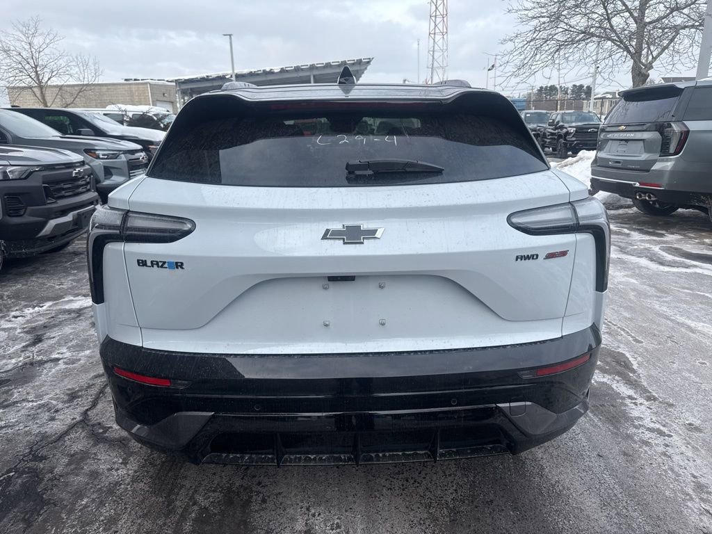 New 2026 Chevrolet Blazer EV SS image 4