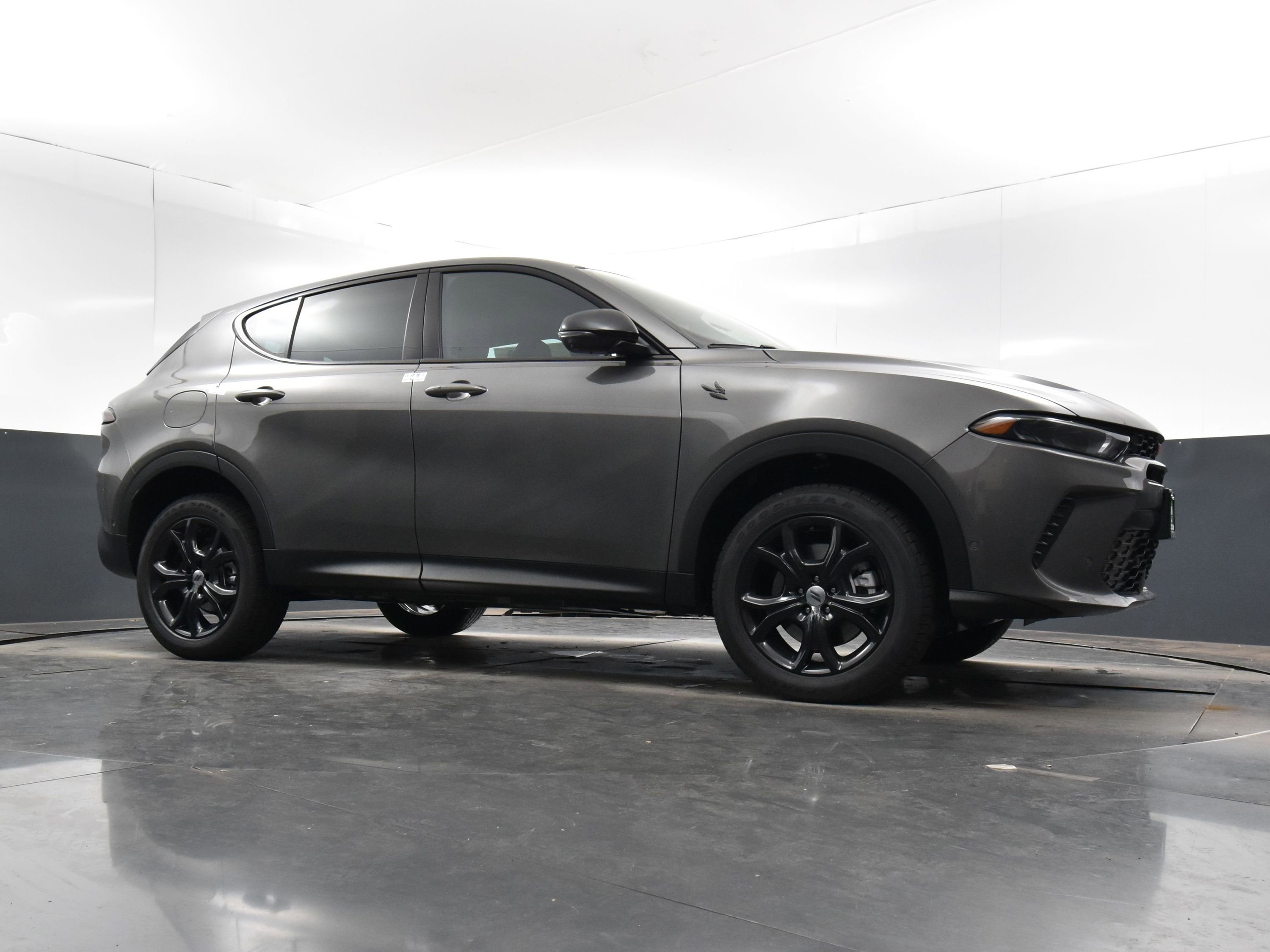 Used 2024 Dodge Hornet GT Plus w/ Tech Pack Plus w/o Parking image 16