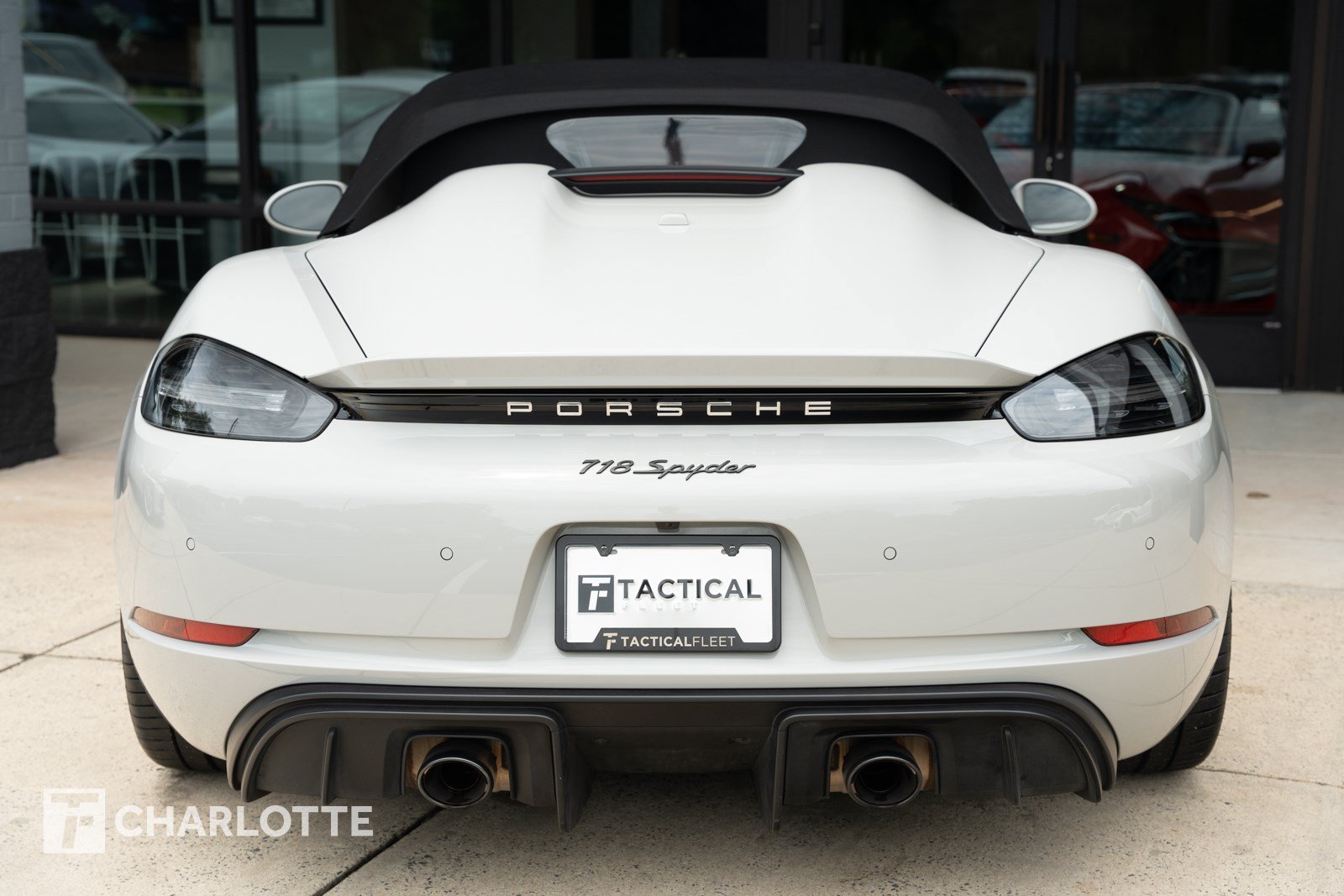 Used 2021 Porsche 718 Boxster Spyder RWD image 16