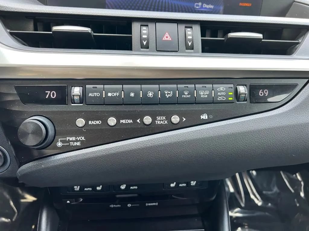 Used 2020 Lexus ES 350 w/ Premium Package FWD image 43