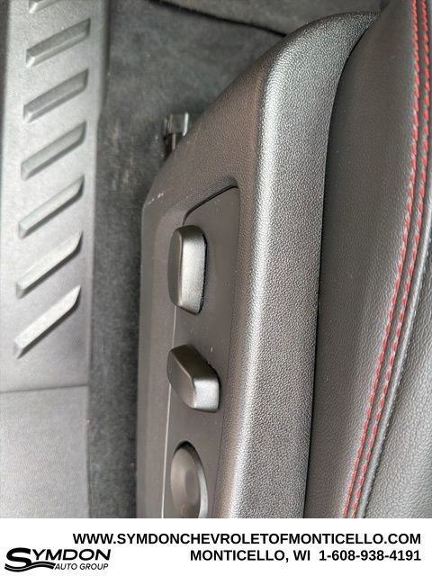 Used 2025 Chevrolet Colorado Z71 w/ Technology Package image 17