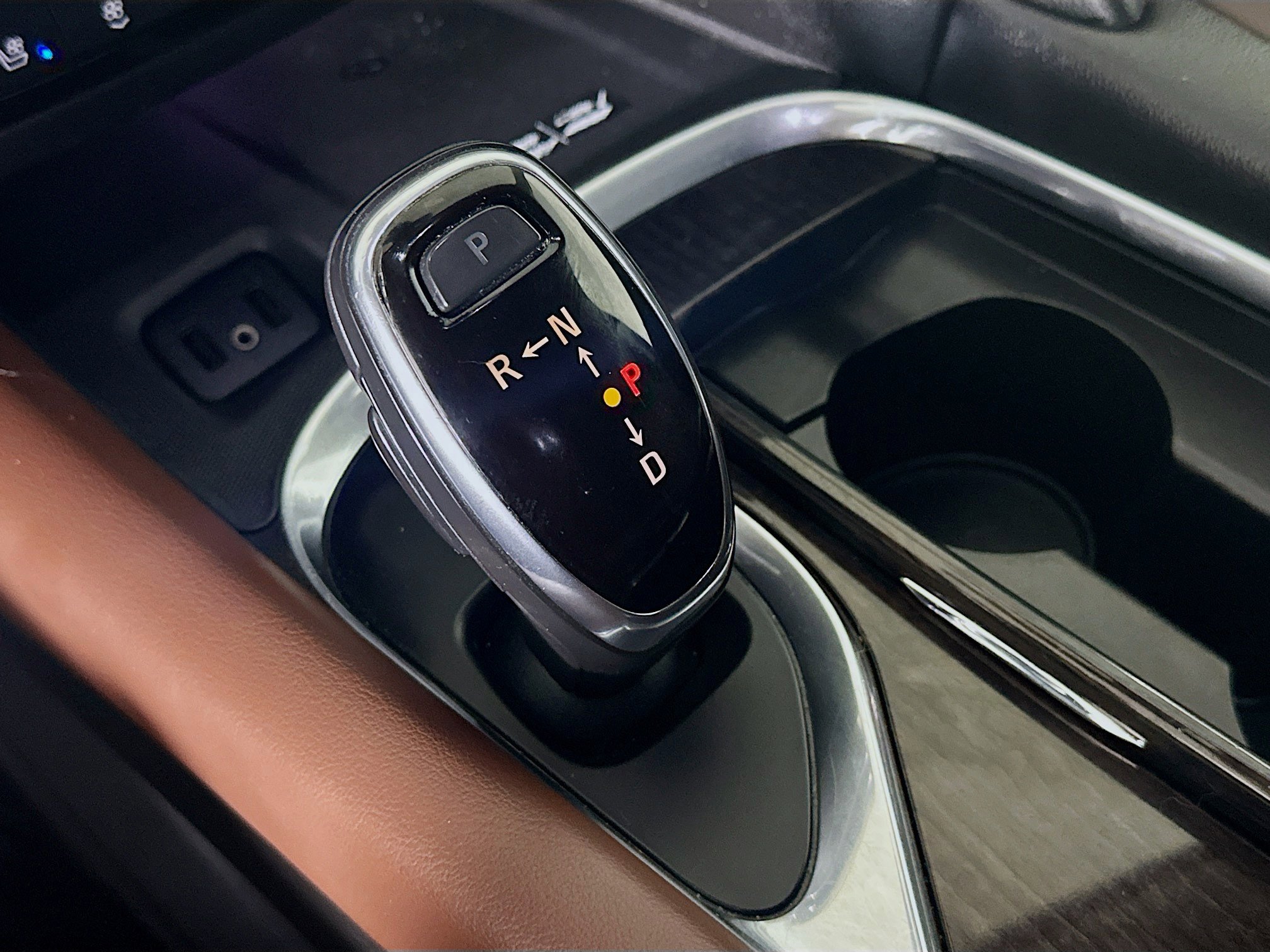 Used 2019 Buick Enclave Avenir w/ Avenir Technology Package image 25