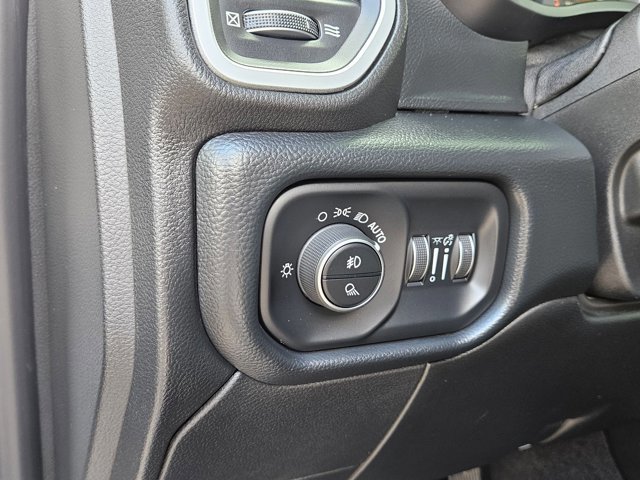 Used 2019 RAM 2500 Lone Star image 23