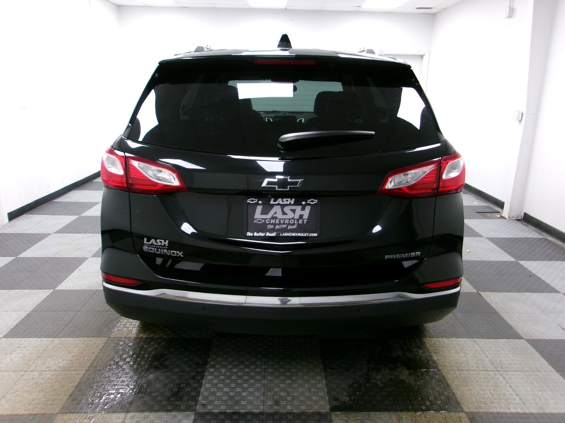 Used 2020 Chevrolet Equinox Premier w/ LPO, Floor Liner Package image 12