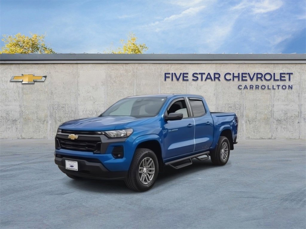 Used 2023 Chevrolet Colorado LT w/ LT Convenience Package image 3