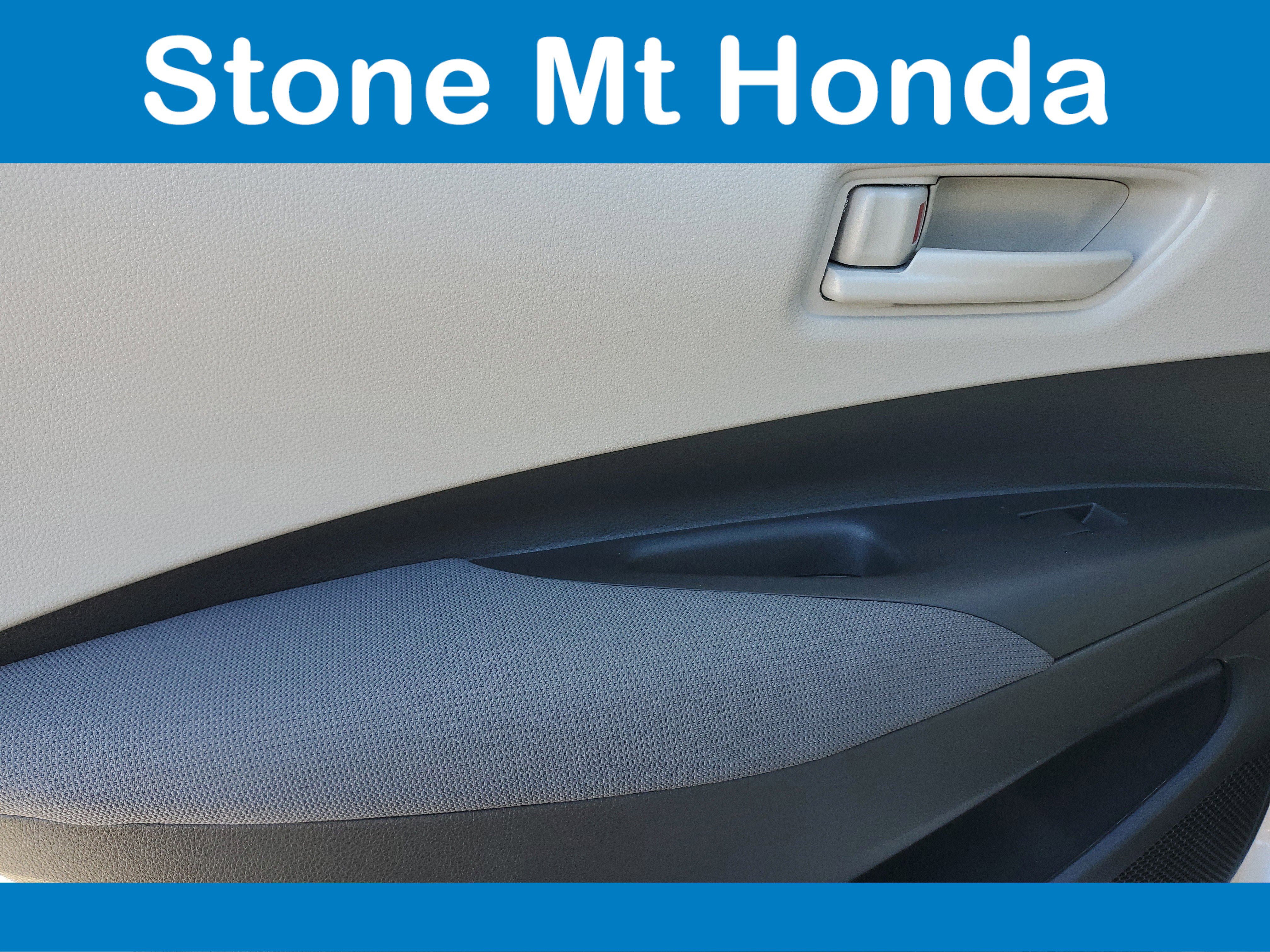 Used 2025 Toyota Corolla LE image 12