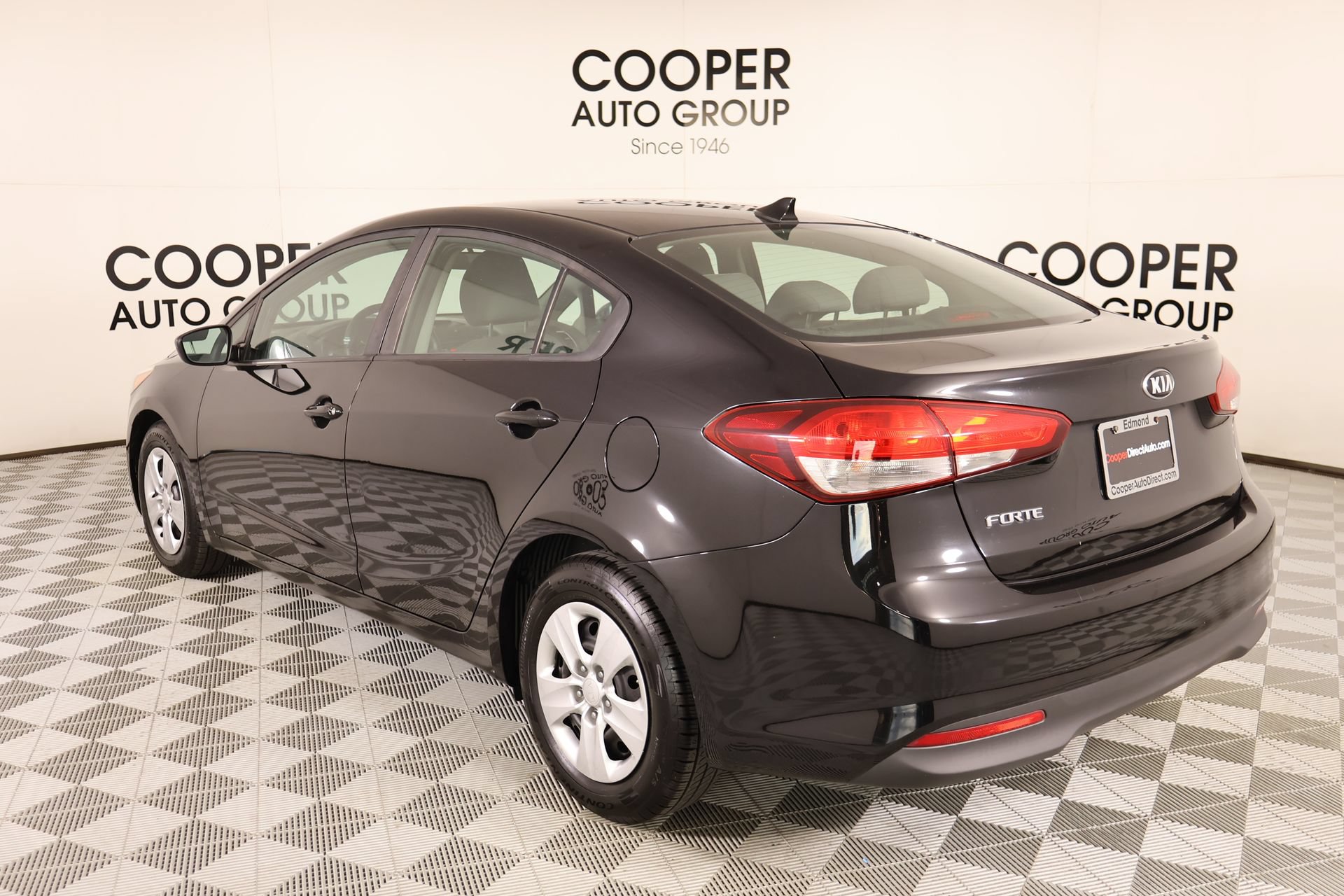 Used 2017 Kia Forte LX FWD image 20
