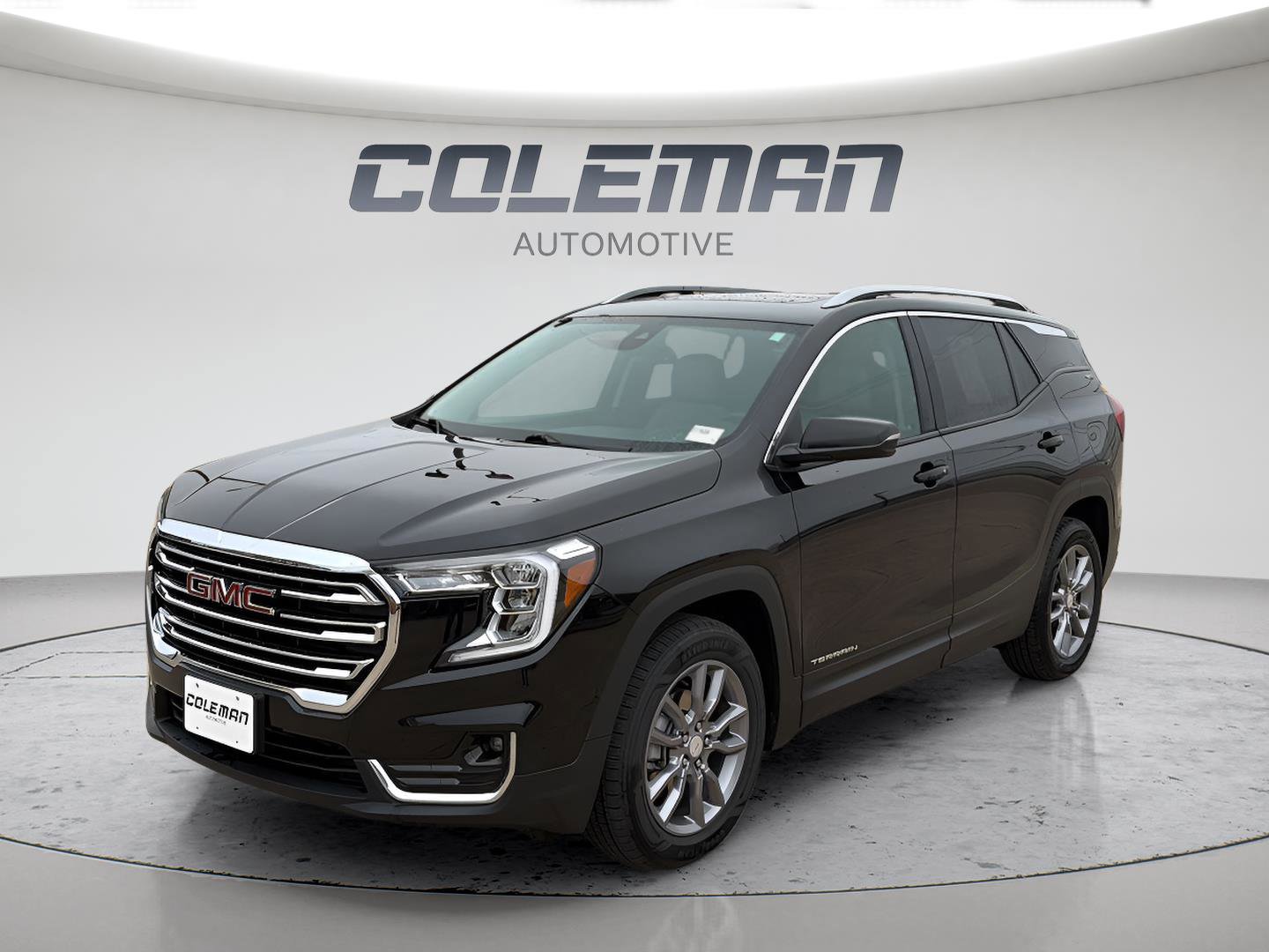 Used 2022 GMC Terrain SLT image 1