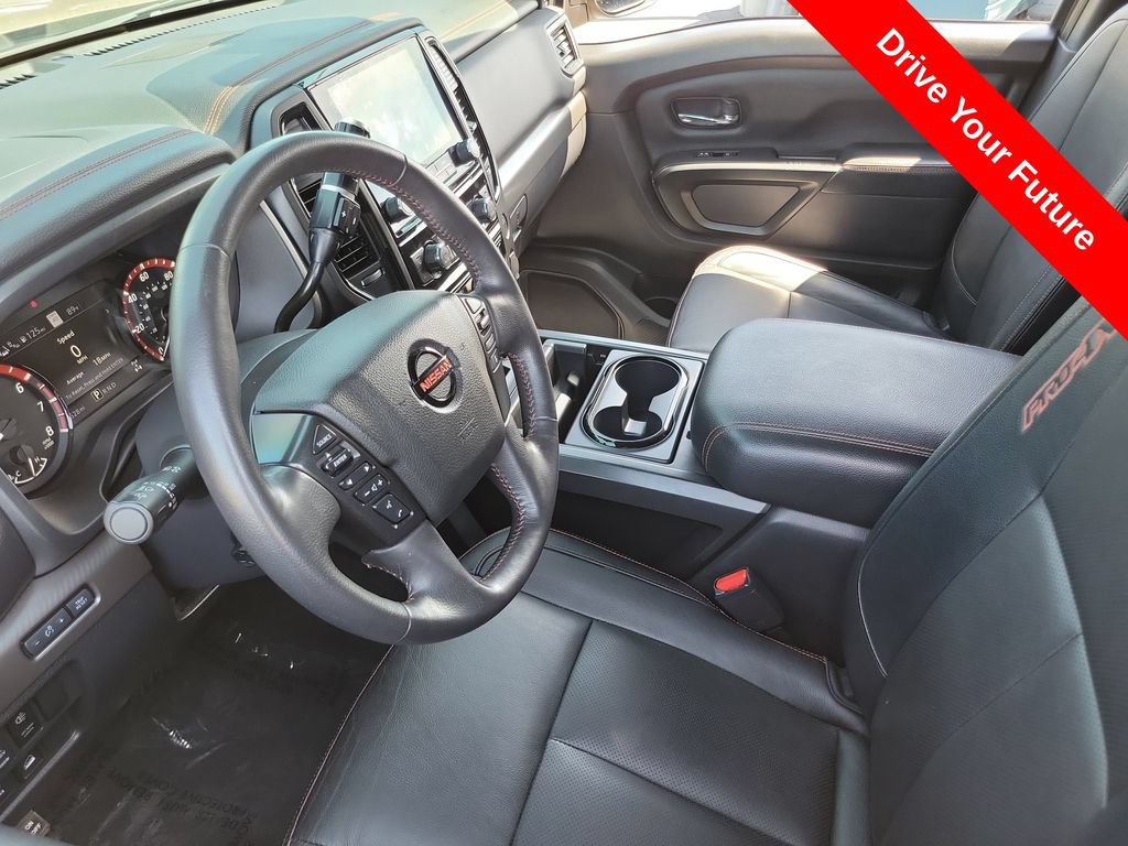 Used 2021 Nissan Titan PRO-4X w/ Pro-4x Convenience Package AWD/4WD image 3