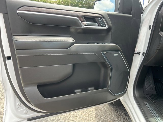 Used 2024 Chevrolet Silverado 1500 LTZ image 11