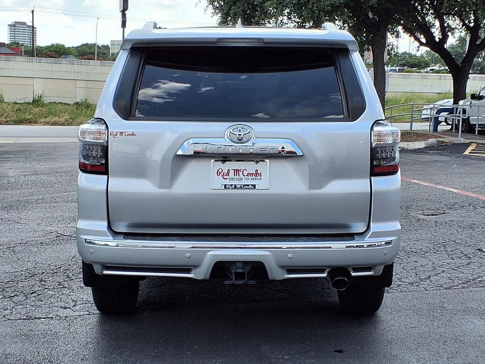 Used 2023 Toyota 4Runner Limited AWD/4WD image 7