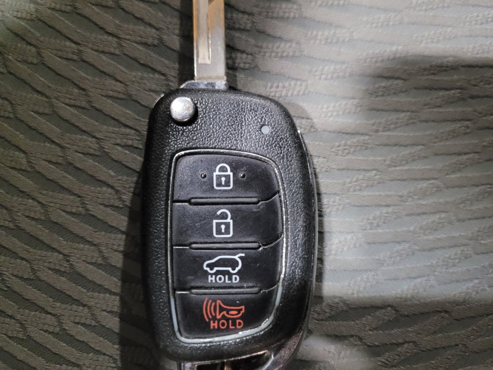 Used 2018 Hyundai Santa Fe Sport AWD/4WD image 32