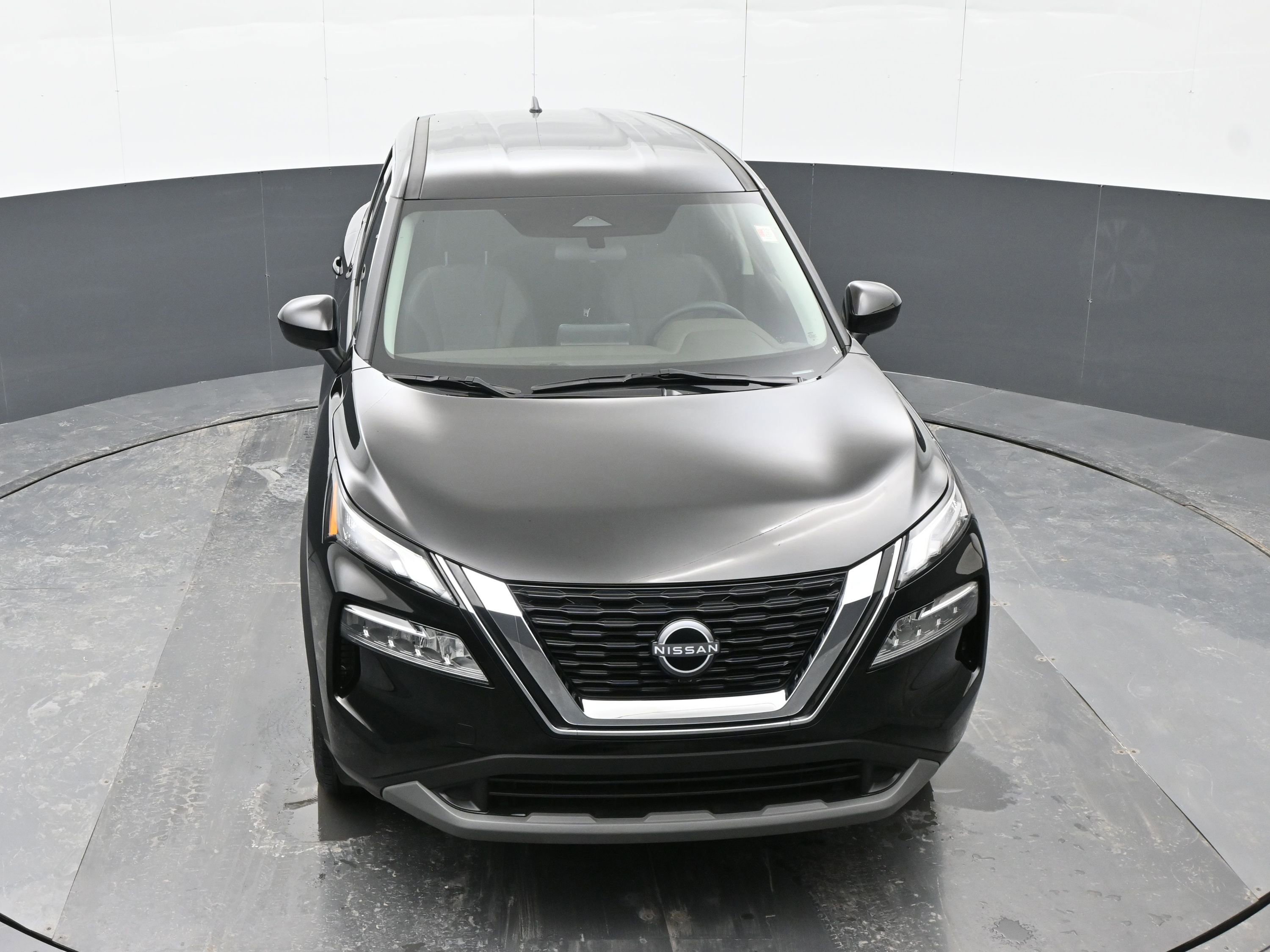 Used 2023 Nissan Rogue SV image 30