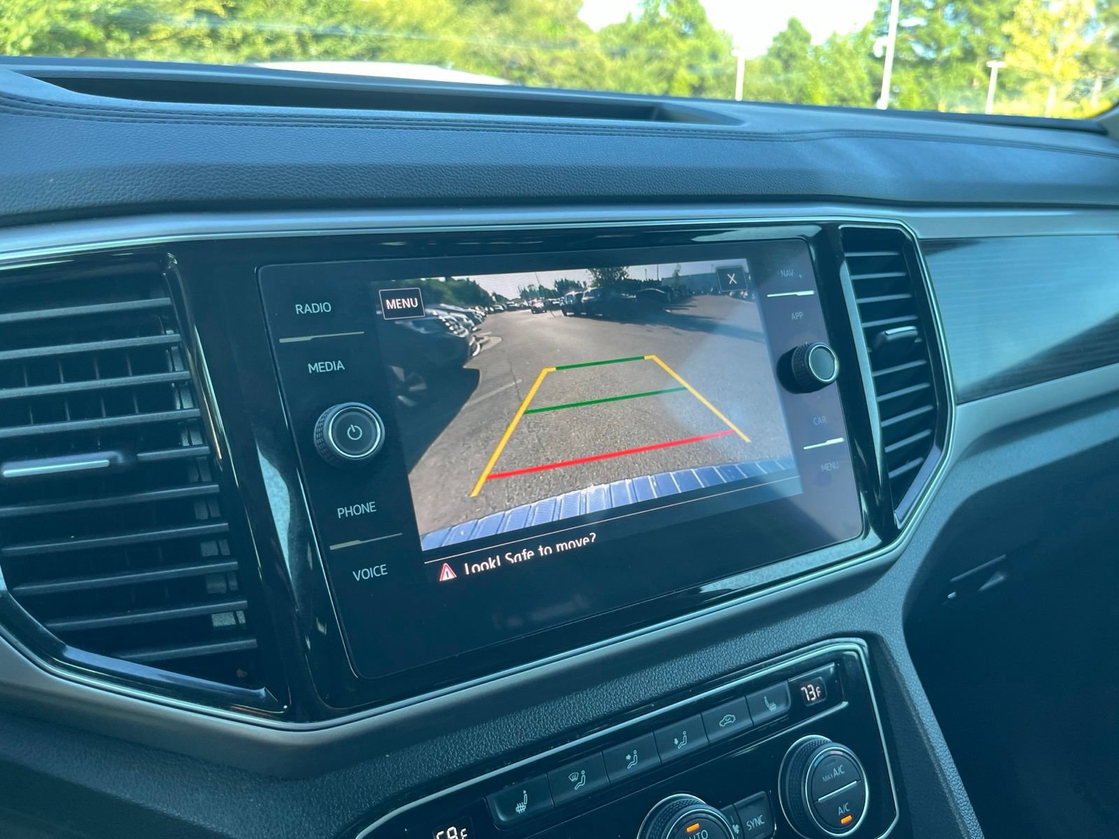 Used 2019 Volkswagen Atlas SEL AWD/4WD image 22