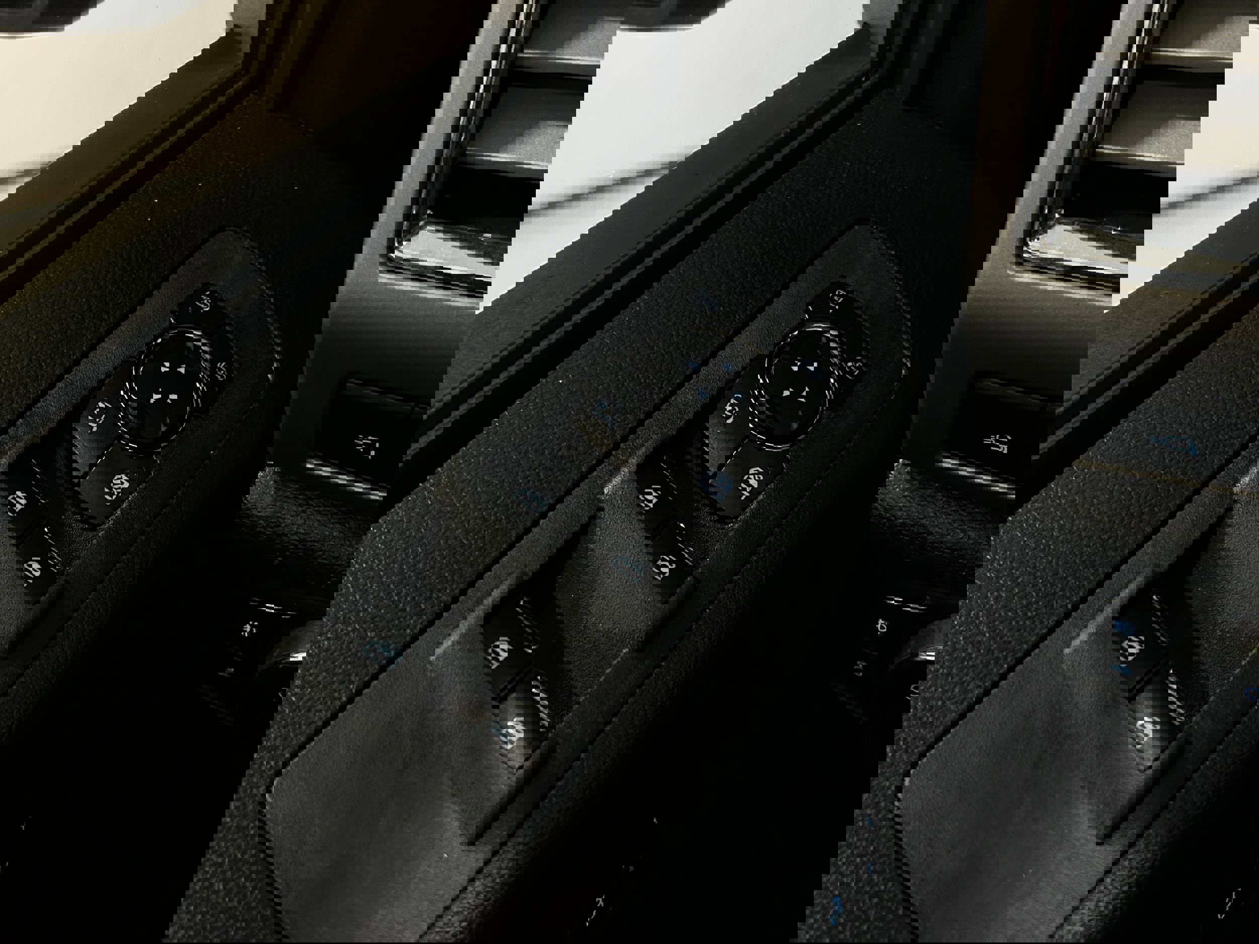 Used 2016 Ford F150 Lariat w/ Equipment Group 502A Luxury image 25