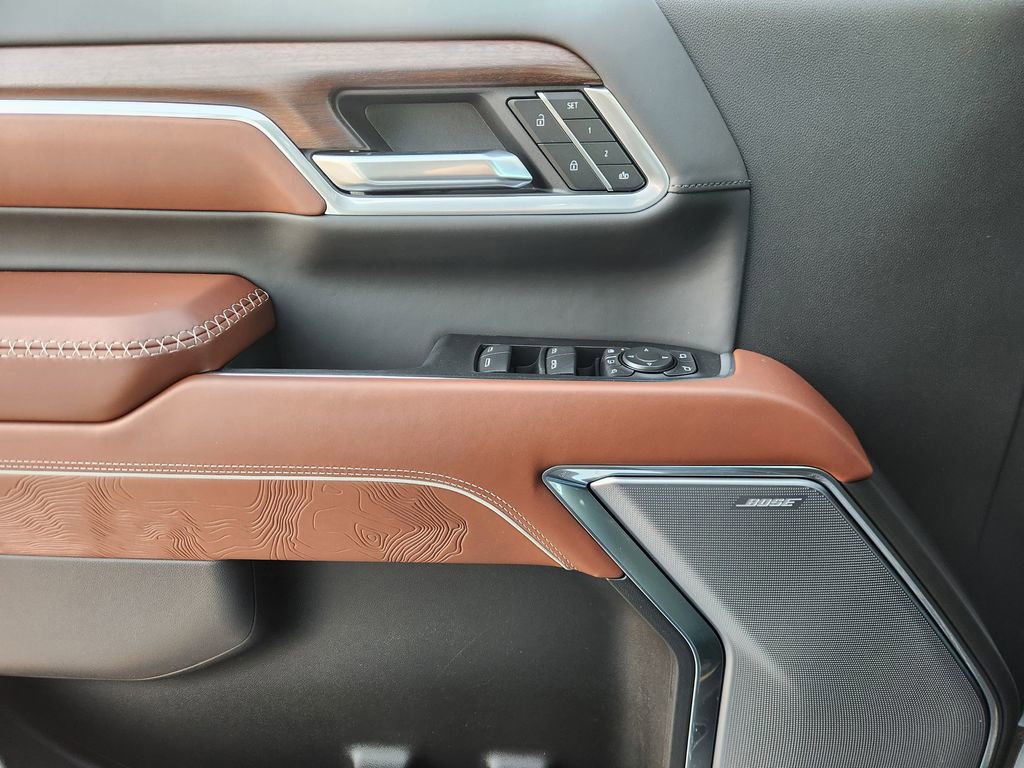 New 2026 GMC Sierra 2500 Denali Ultimate image 15