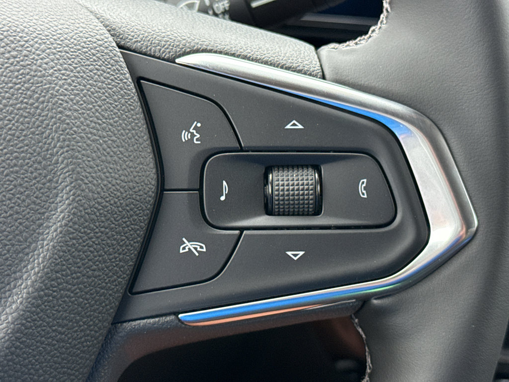 New 2026 Chevrolet Trax ACTIV w/ Driver Confidence Package FWD image 19