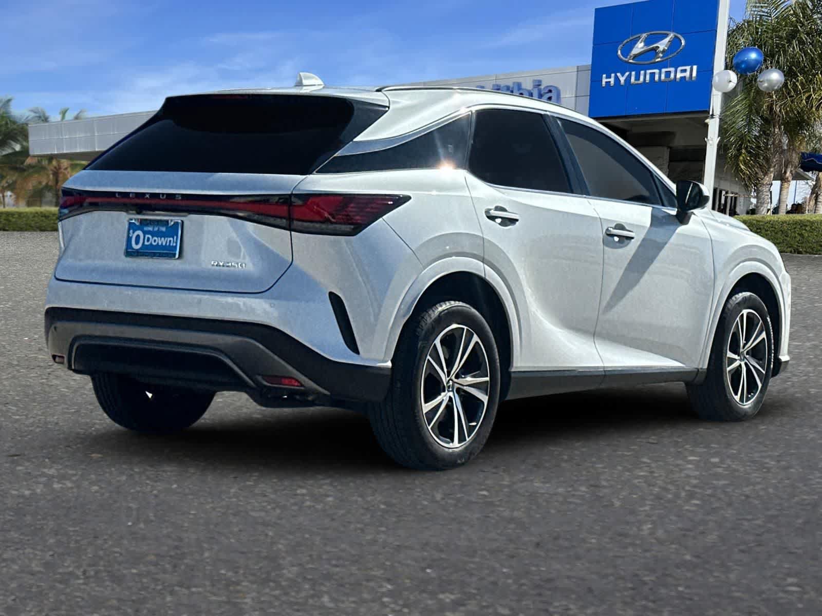 Used 2025 Lexus RX 350 Premium FWD image 3
