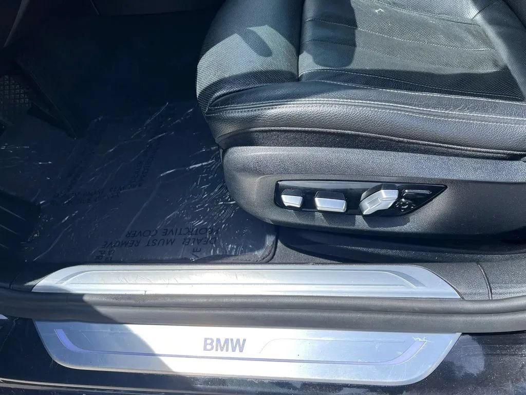 Used 2018 BMW 740i RWD image 26