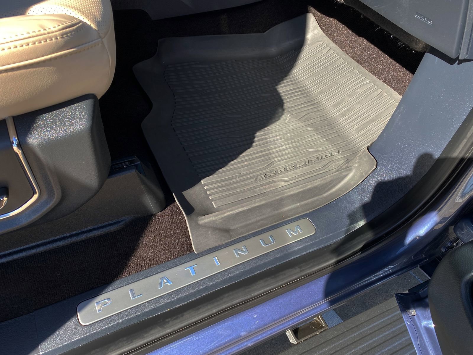 Used 2022 Ford Expedition Max Platinum image 15