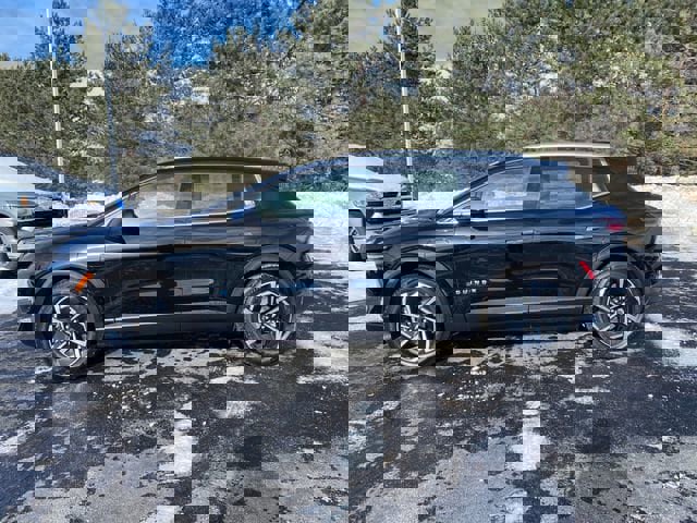 New 2026 Chevrolet Equinox EV LT image 2