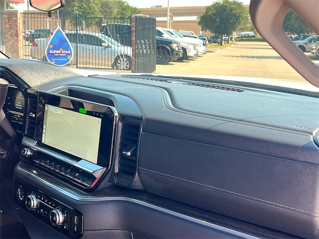 Used 2024 GMC Sierra 1500 Elevation image 28