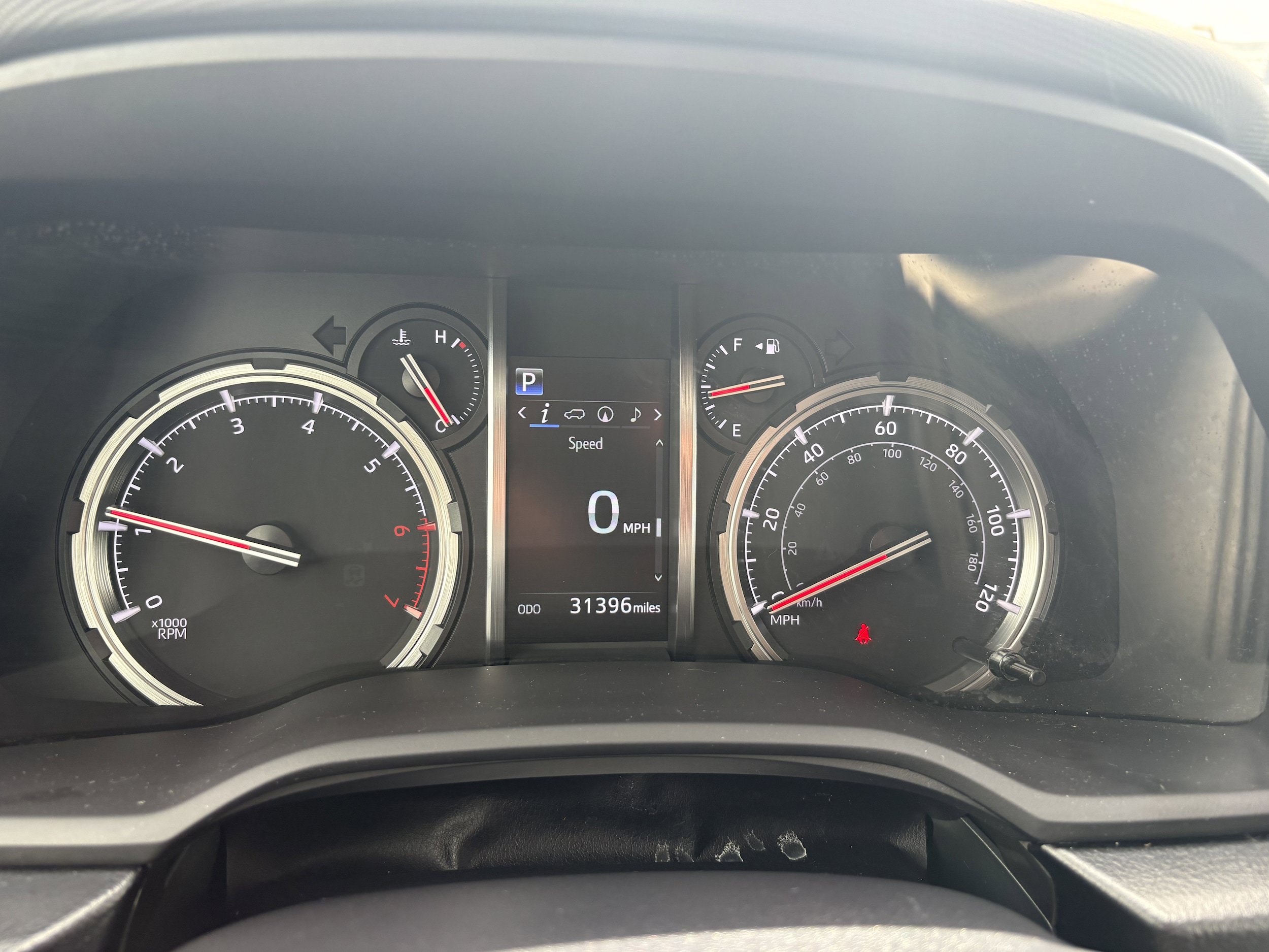 Used 2021 Toyota 4Runner TRD Off-Road Premium w/ Moonroof Package AWD/4WD image 3