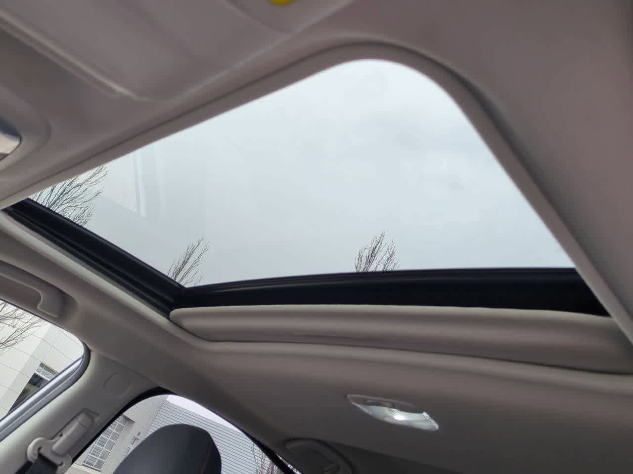 Used 2022 Subaru Crosstrek 2.0i Premium w/ Moonroof Package AWD/4WD image 18