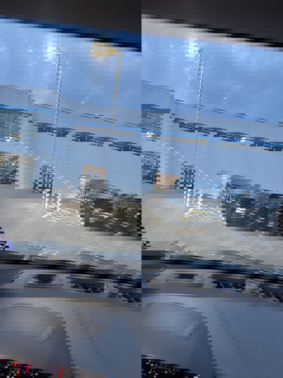 Used 2023 Chevrolet Equinox LT image 10