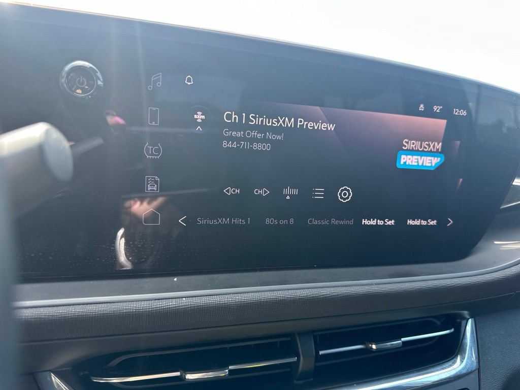 Used 2025 Buick Envista Preferred w/ Convenience I Package FWD image 22