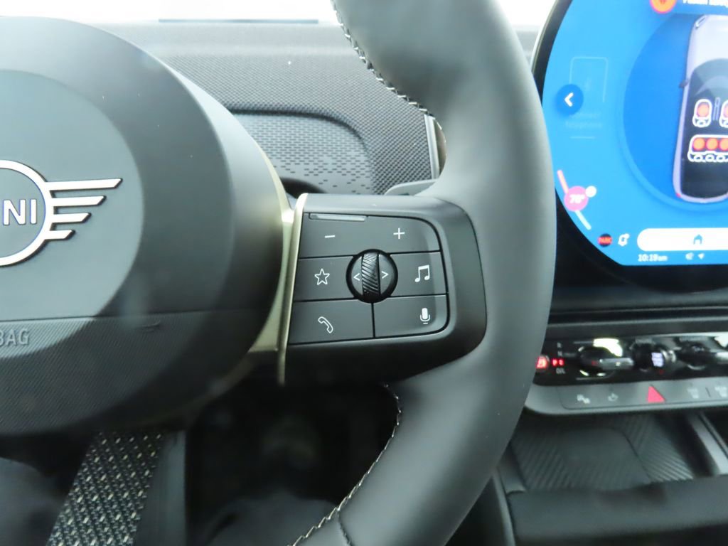 Certified 2025 MINI Cooper Countryman S image 18