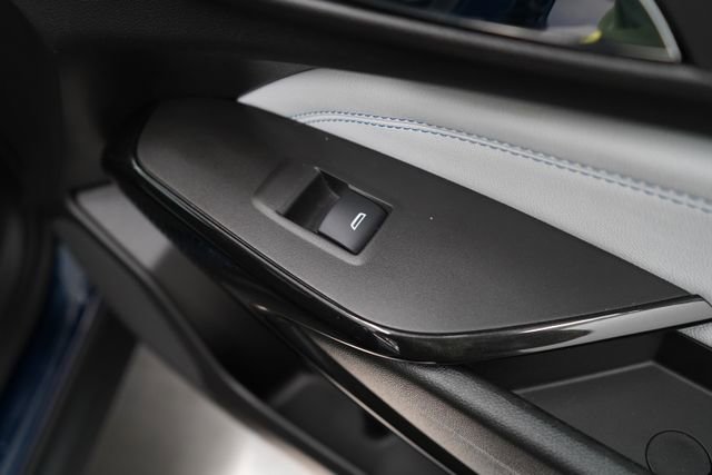 Used 2024 Chevrolet Trax LT w/ LT Convenience Package FWD image 56