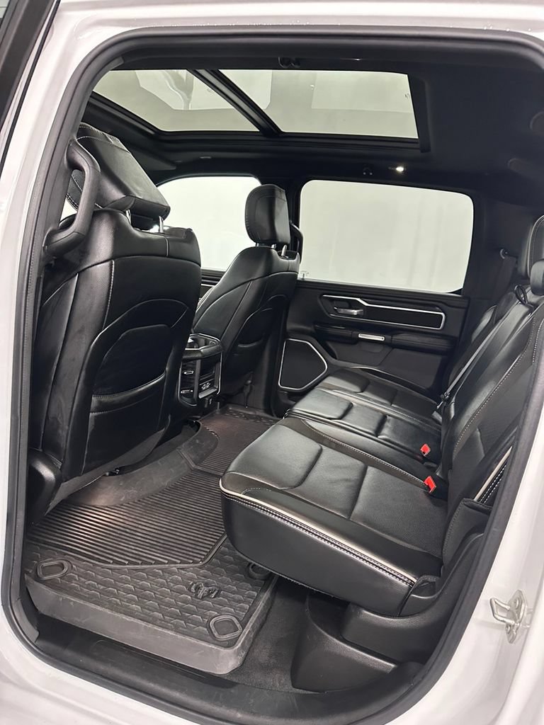 Used 2023 RAM 1500 Laramie AWD/4WD image 29