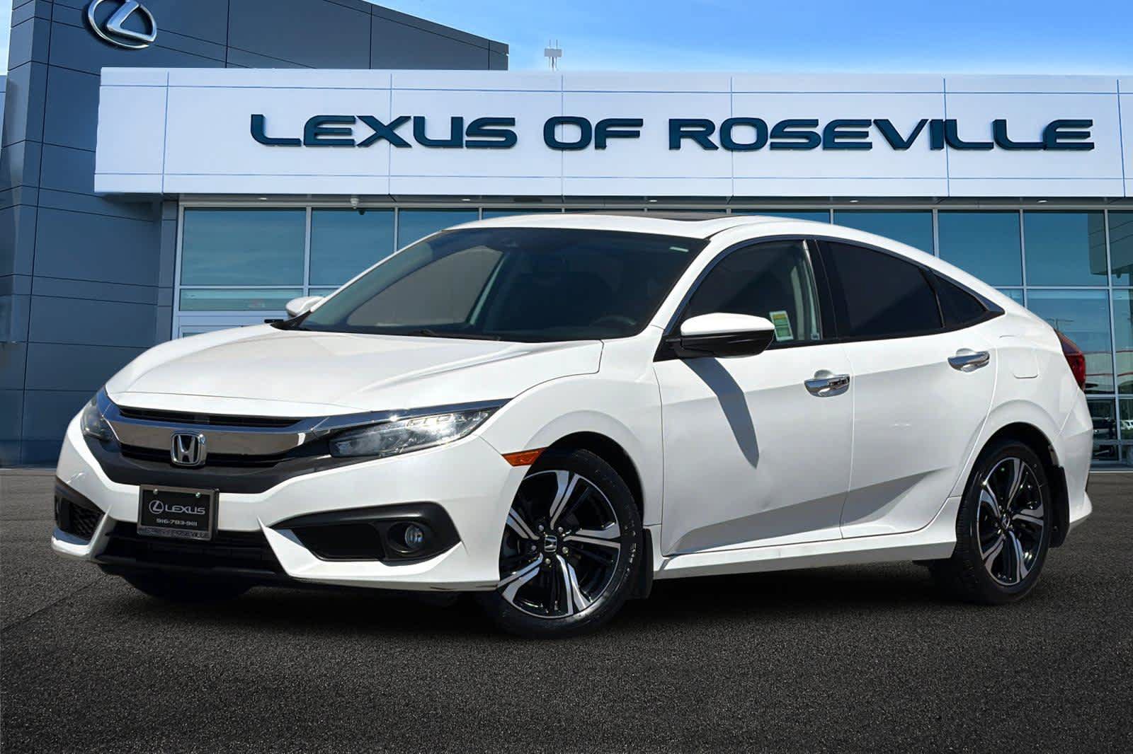 Used 2017 Honda Civic Touring image 1