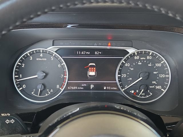 Used 2023 Nissan Pathfinder SV w/ SV Black Package AWD/4WD image 11