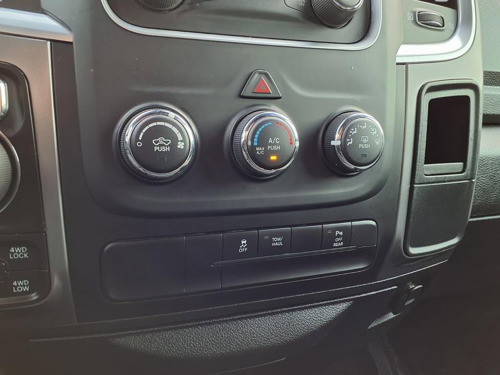 Used 2024 RAM 1500 Classic Warlock AWD/4WD image 9