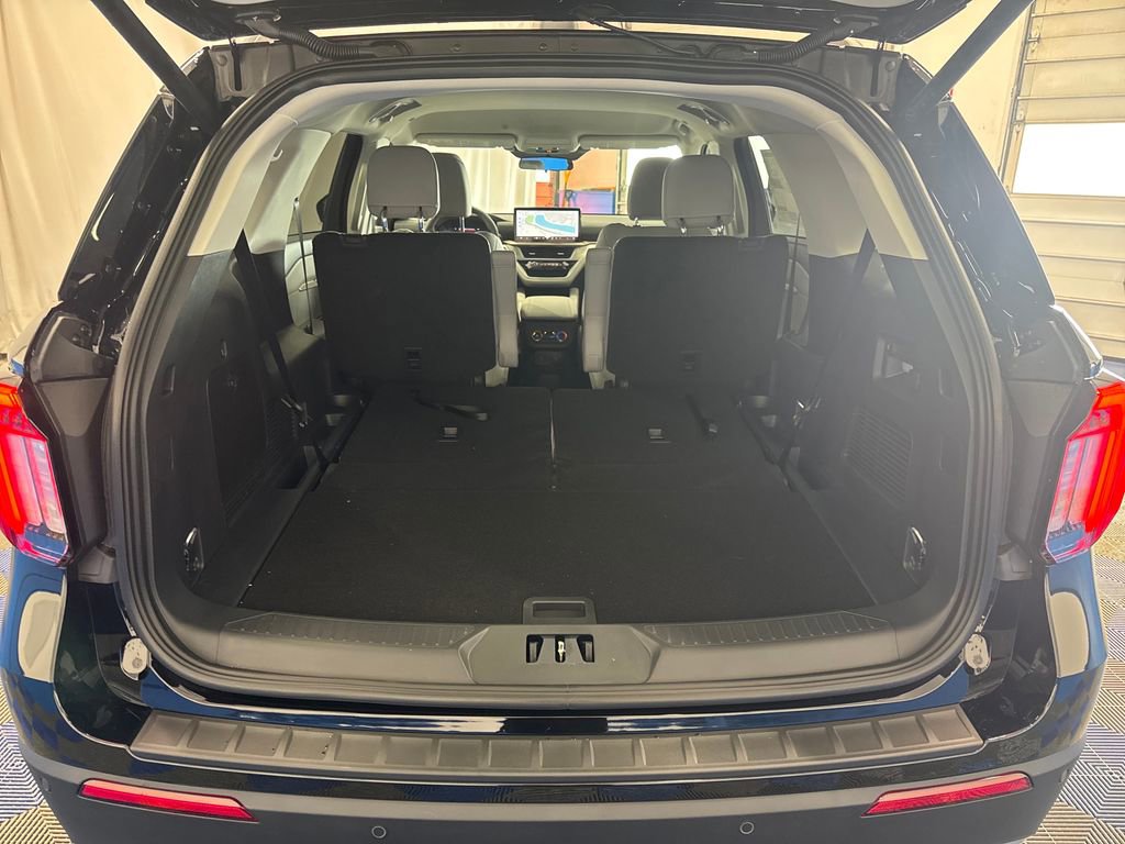 New 2026 Ford Explorer Active w/ Active Comfort Package AWD/4WD image 23