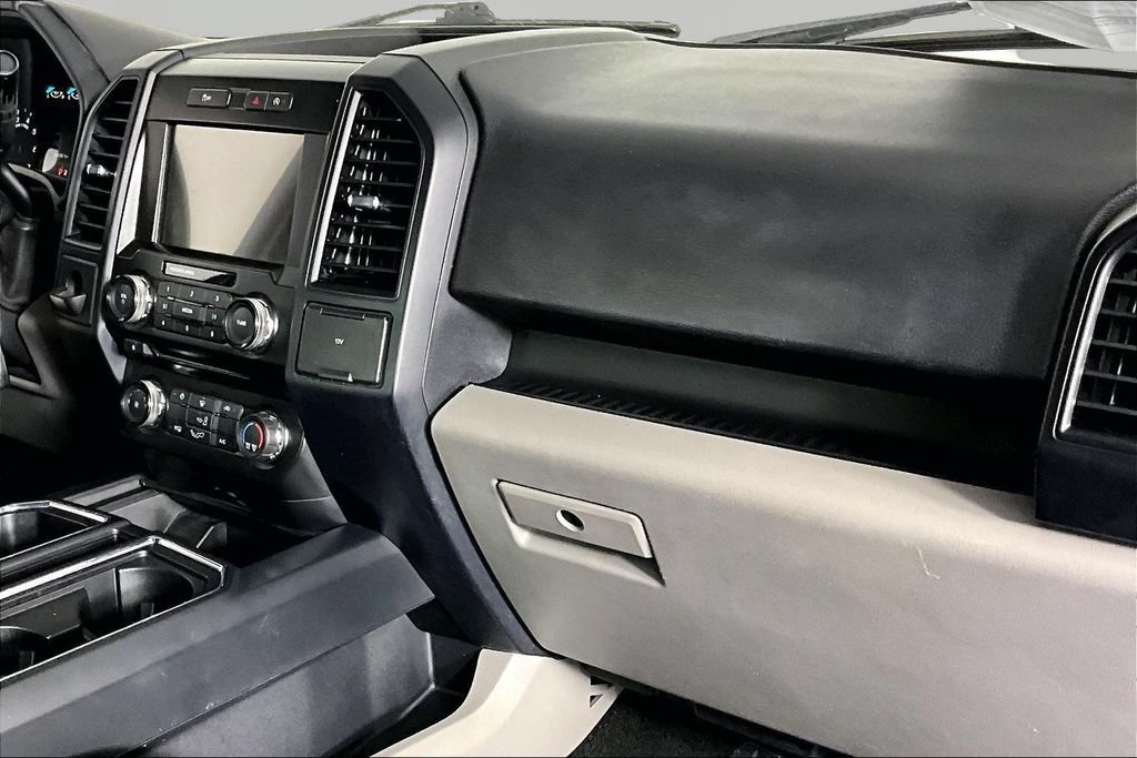 Used 2018 Ford F150 XL w/ Equipment Group 101A Mid RWD image 25