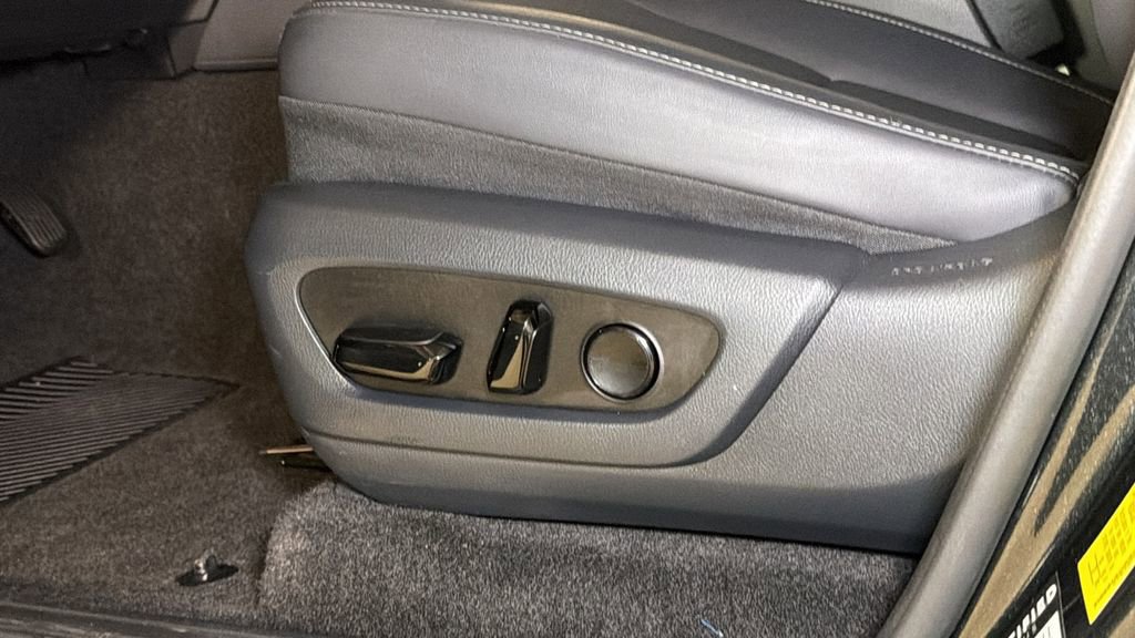 Certified 2024 Lexus GX 550 w/ Accessory Package (Z1) image 24