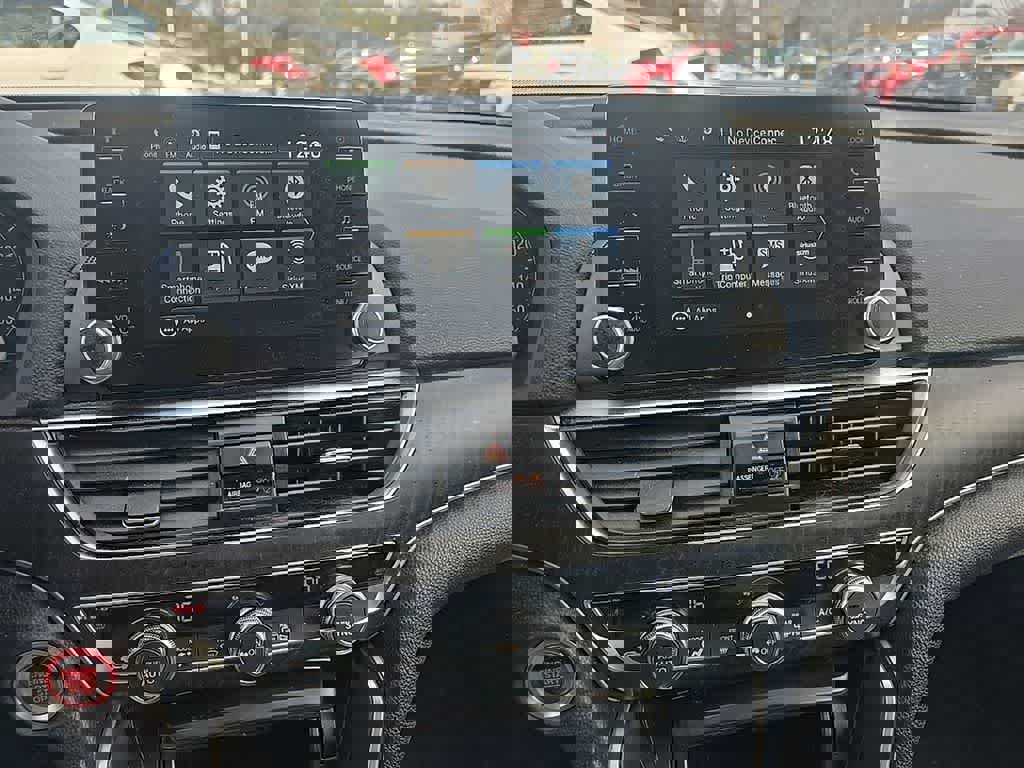 Used 2018 Honda Accord EX image 16