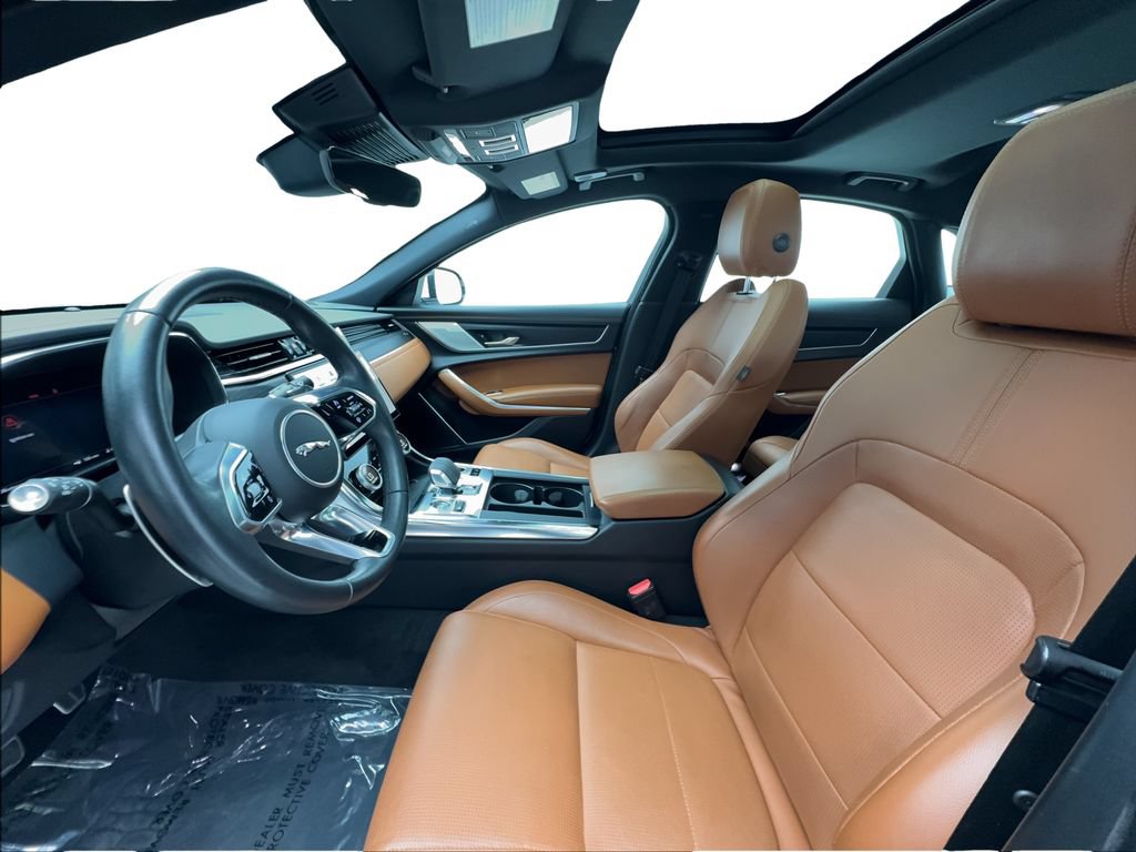 Used 2024 Jaguar XF R-Dynamic SE RWD image 19