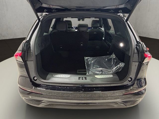 New 2025 Lincoln Nautilus Reserve w/ Jet Appearance Package image 22