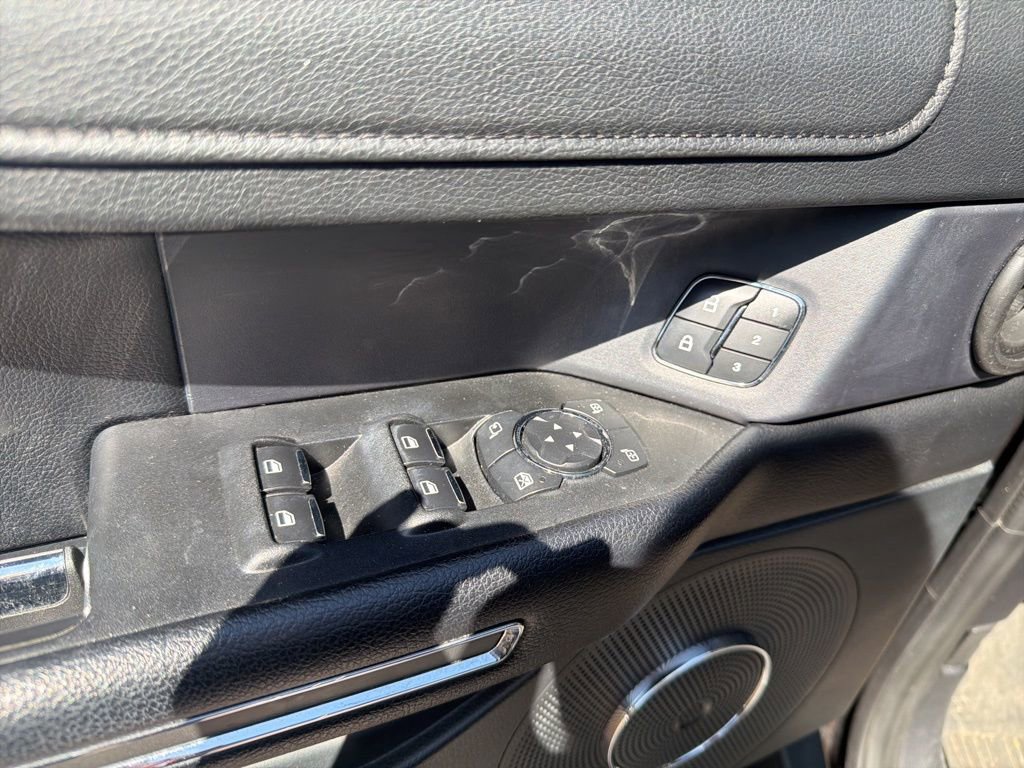 Used 2020 Ford Expedition XLT w/ Equipment Group 202A AWD/4WD image 15