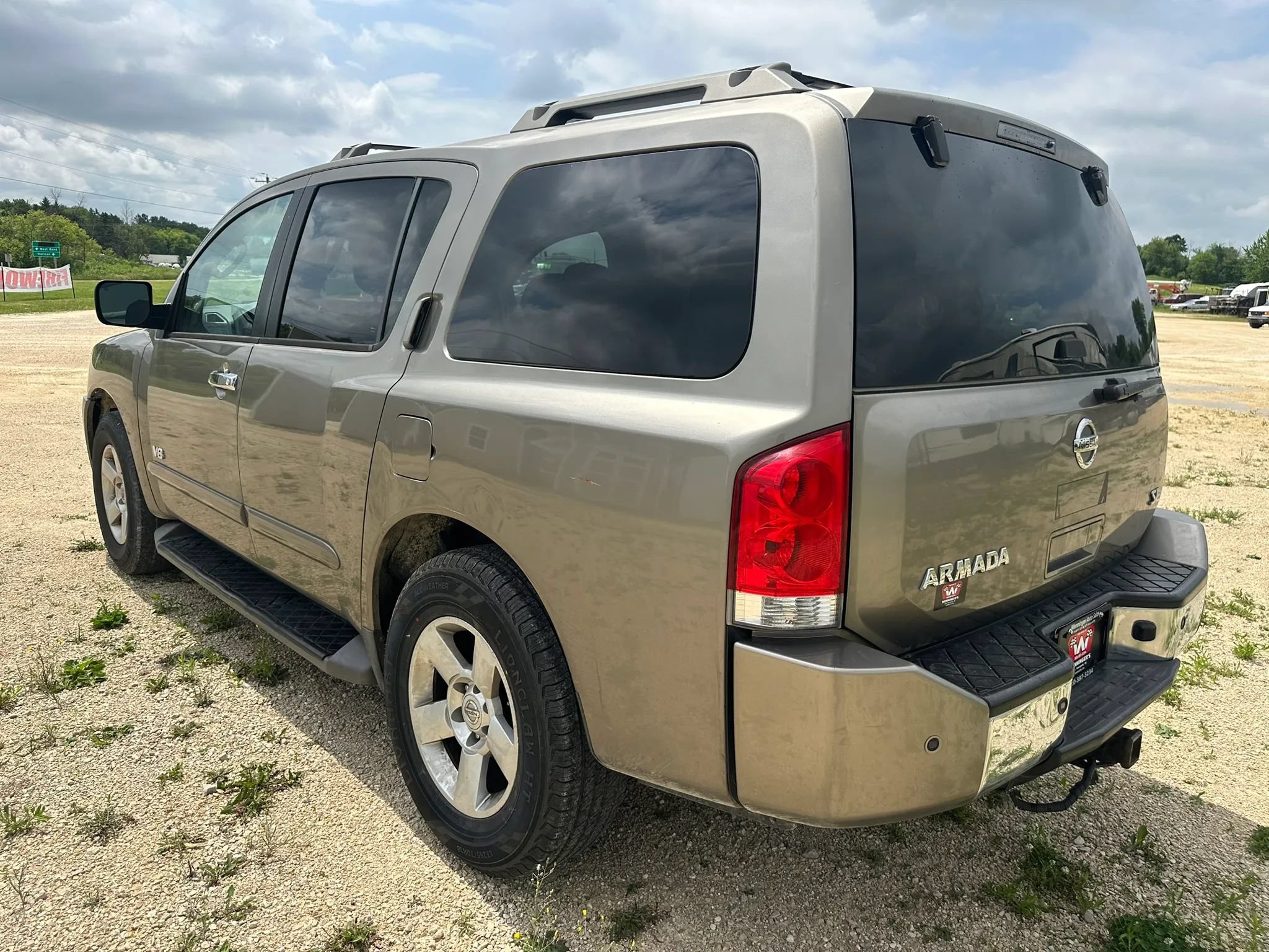Used 2007 Nissan Armada SE AWD/4WD image 8