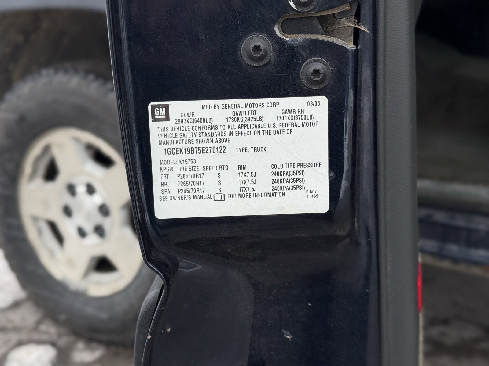 Used 2005 Chevrolet Silverado 1500 Z71 w/ Light Duty Power Package image 22