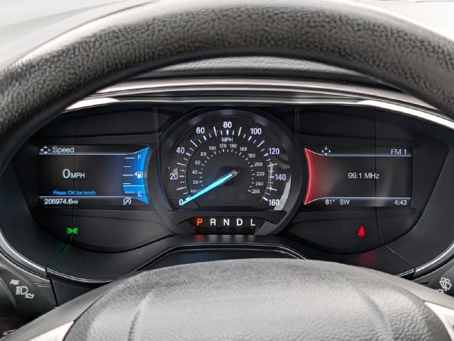 Used 2020 Ford Fusion SE FWD image 21